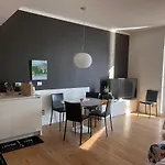Apartment Special On Lakeside Colonno