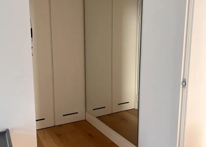 Special On Lakeside Апартаменты *