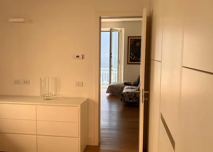 Special On Lakeside * Colonno