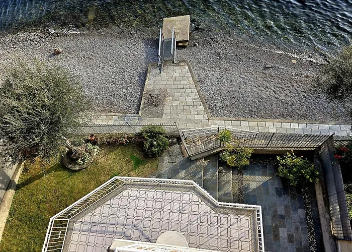 Апартаменты Special On Lakeside *